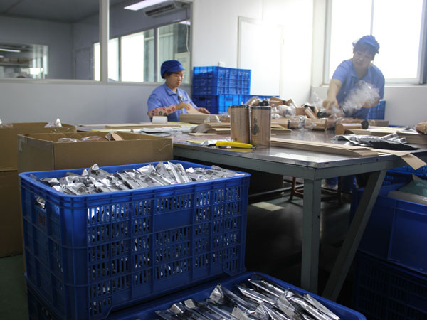 膏藥生產(chǎn)廠家需要什么資質(zhì)，哪里的膏藥代加工廠較多