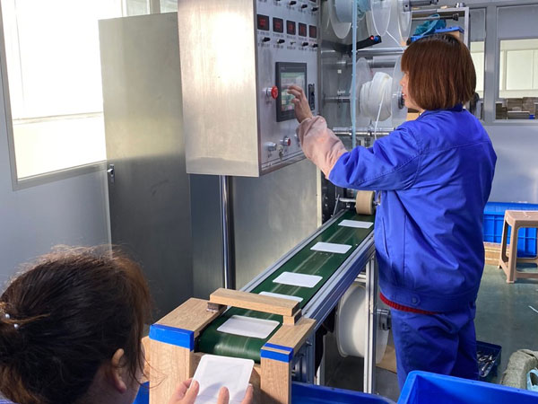 膏藥oem貼牌找膏藥oem代加工廠(chǎng)家時(shí)要做哪些準(zhǔn)備？