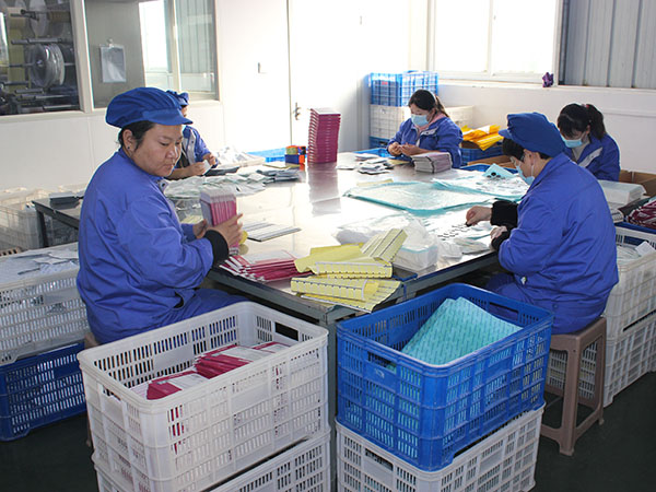 膏藥貼牌定做找廠(chǎng)家oem貼牌加工原料誰(shuí)來(lái)提供？